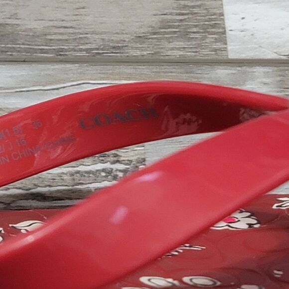 Coach Abbigail Flip Flops Size 6 - Picture 4 of 6